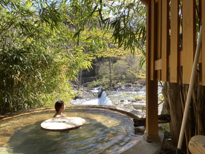 春を迎えたばかりの昔ばなしの里、福地温泉でソロ温泉*山里のいおり草円宿泊記 | 現役アナウンサーの温泉専門家 植竹深雪