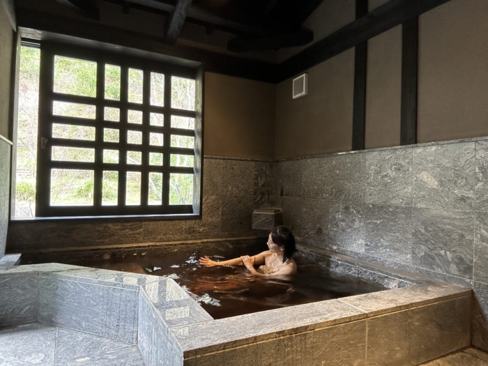 極上モール泉をひとりじめ*薩摩黒温泉山華日帰り入浴記 | 現役 極上モール泉をひとりじめ*薩摩黒温泉山華日帰り入浴記 | 現役